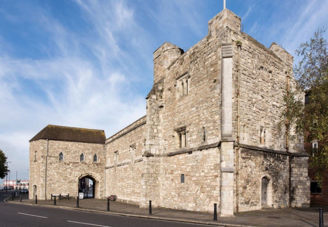 Dunham-Bush, historic buildings, refurbishment, God’s House Tower, Southampton, heat emitters 