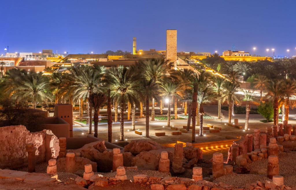 Diriyah old walls at night